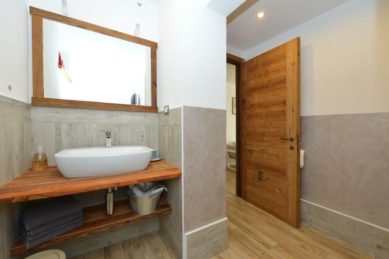 Ferienwohnung Lo Metcho Dou Bino Antey-Saint-André Exterior foto